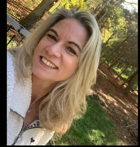 Jen McKee Chester smiling outdoors